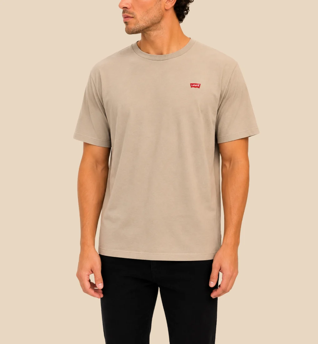 Camisa Levi's bordada